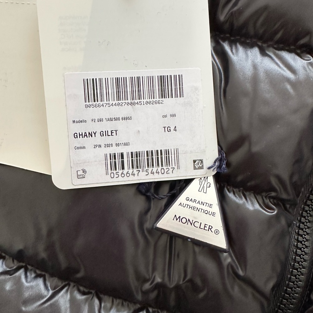 Moncler Grant Shiny Black Down Vest - Picture 3 of 9